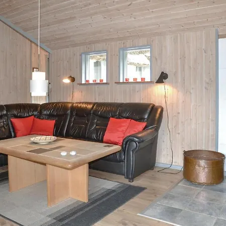 Nice In With Sauna バイアス・スタン