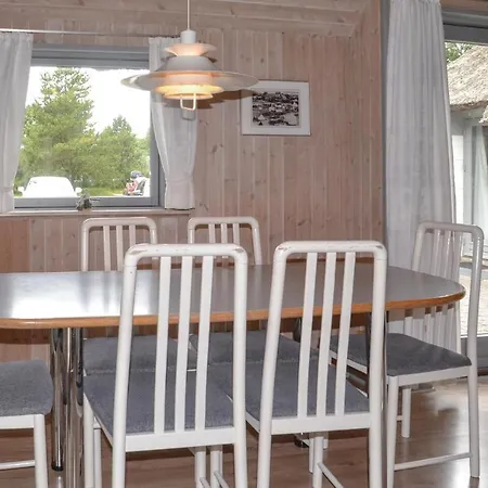 別荘 Nice In With Sauna バイアス・スタン